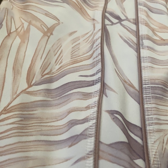 Forever 21 leggings - Picture 2 of 3